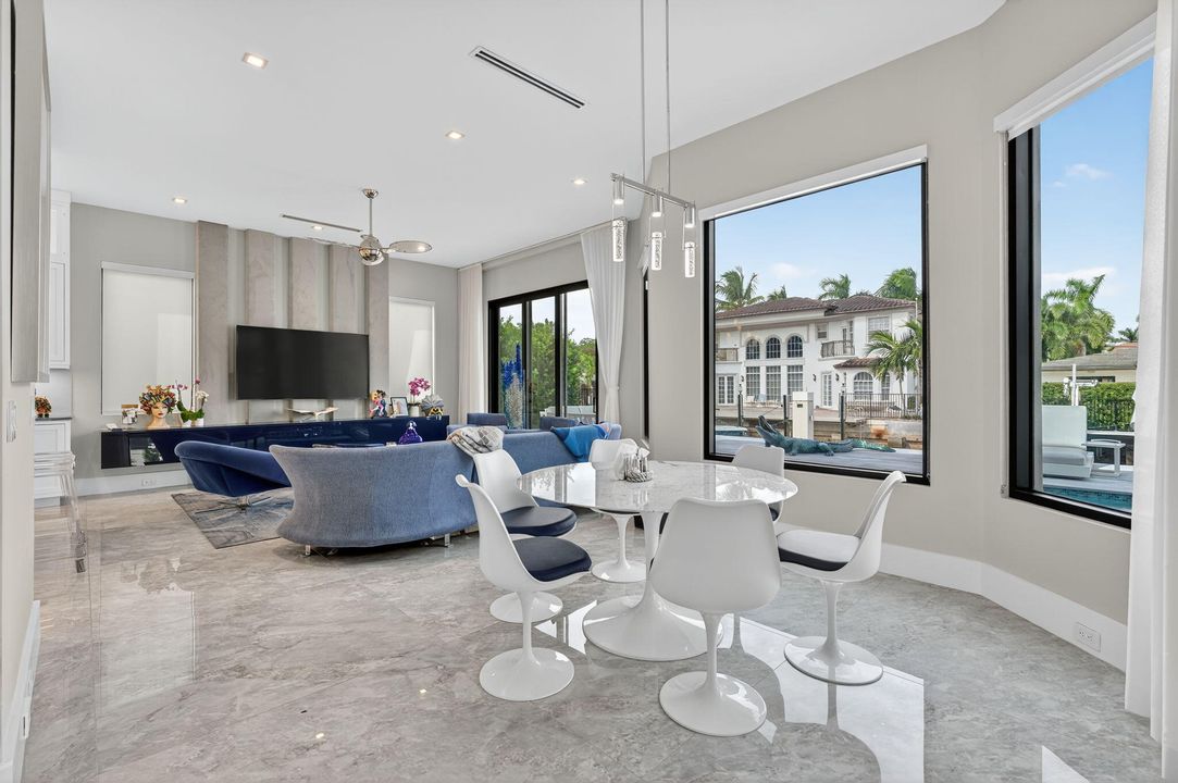 En Venta: $5,395,000 (5 camas, 5 baños, 5012 Pies cuadrados)