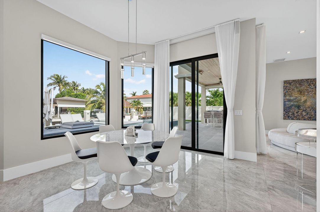 En Venta: $5,395,000 (5 camas, 5 baños, 5012 Pies cuadrados)