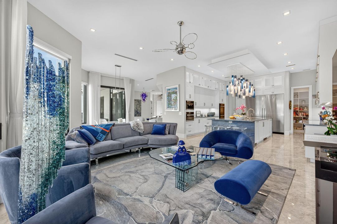 En Venta: $5,395,000 (5 camas, 5 baños, 5012 Pies cuadrados)