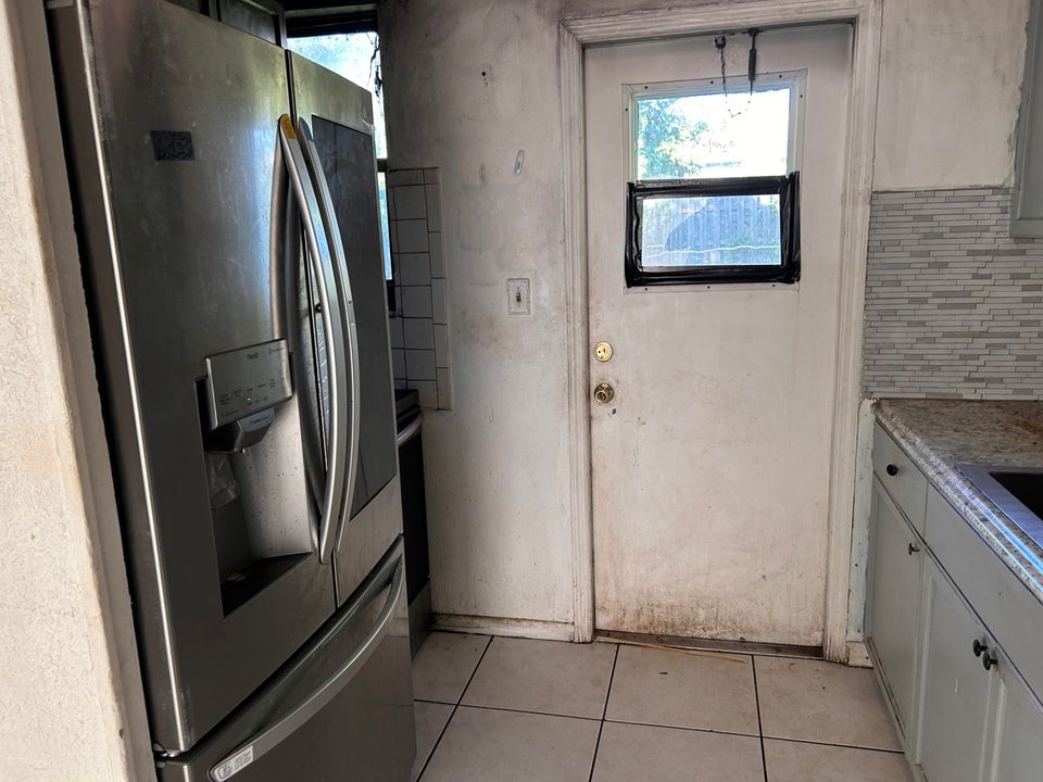 En Venta: $199,260 (3 camas, 1 baños, 933 Pies cuadrados)