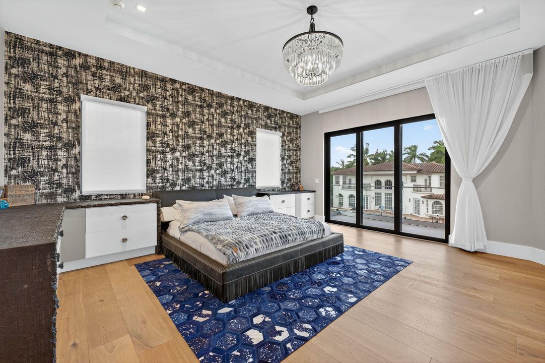 En Venta: $5,395,000 (5 camas, 5 baños, 5012 Pies cuadrados)