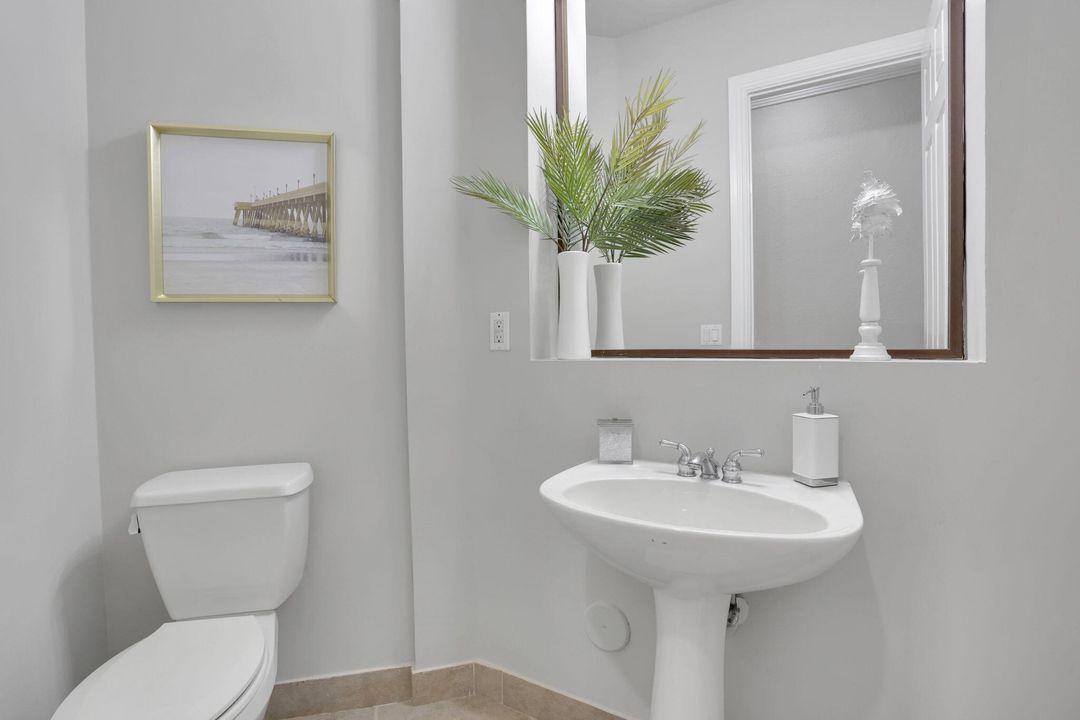 Activo con contrato: $950,000 (4 camas, 3 baños, 2846 Pies cuadrados)