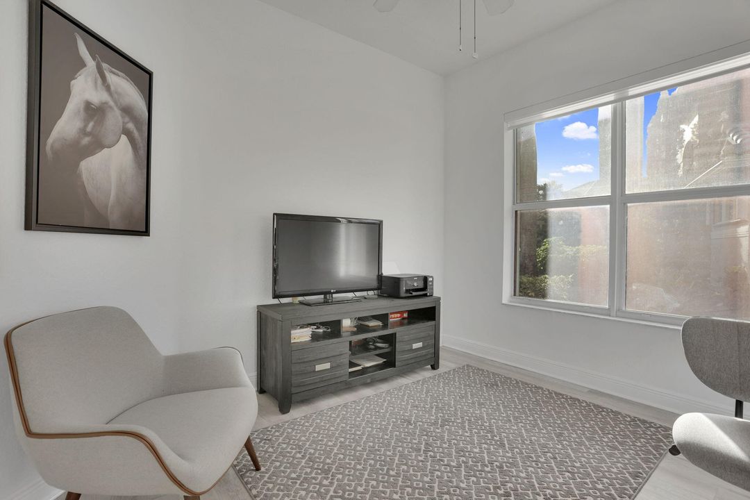 Activo con contrato: $950,000 (4 camas, 3 baños, 2846 Pies cuadrados)