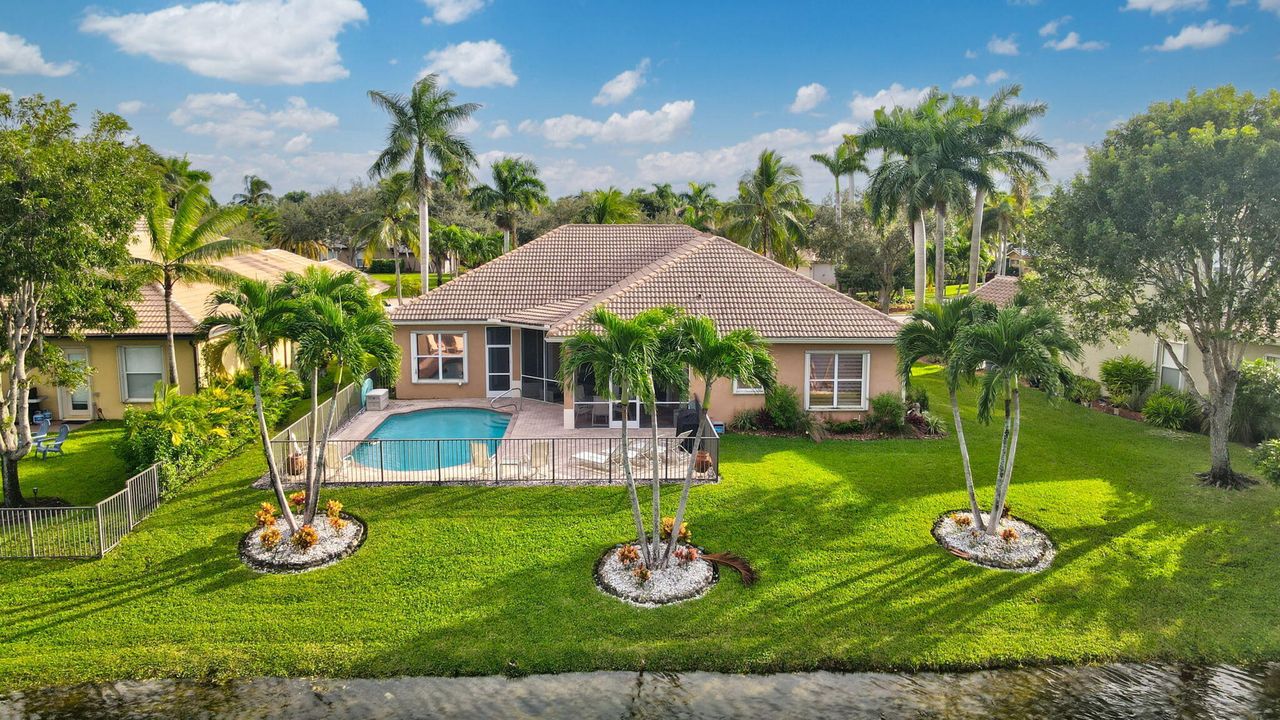 Activo con contrato: $950,000 (4 camas, 3 baños, 2846 Pies cuadrados)