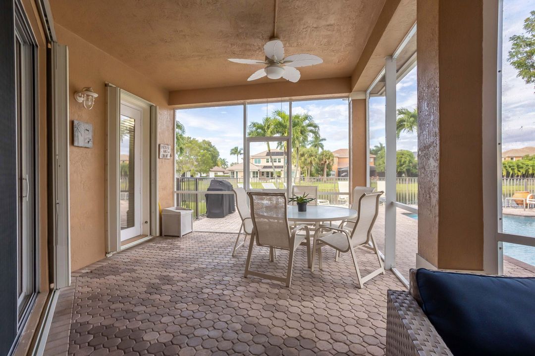 Activo con contrato: $950,000 (4 camas, 3 baños, 2846 Pies cuadrados)