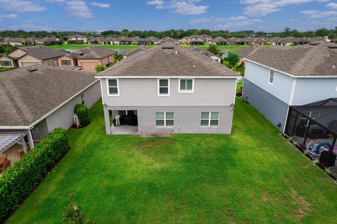 Active With Contract: $550,000 (5 beds, 4 baths, 2797 Square Feet)