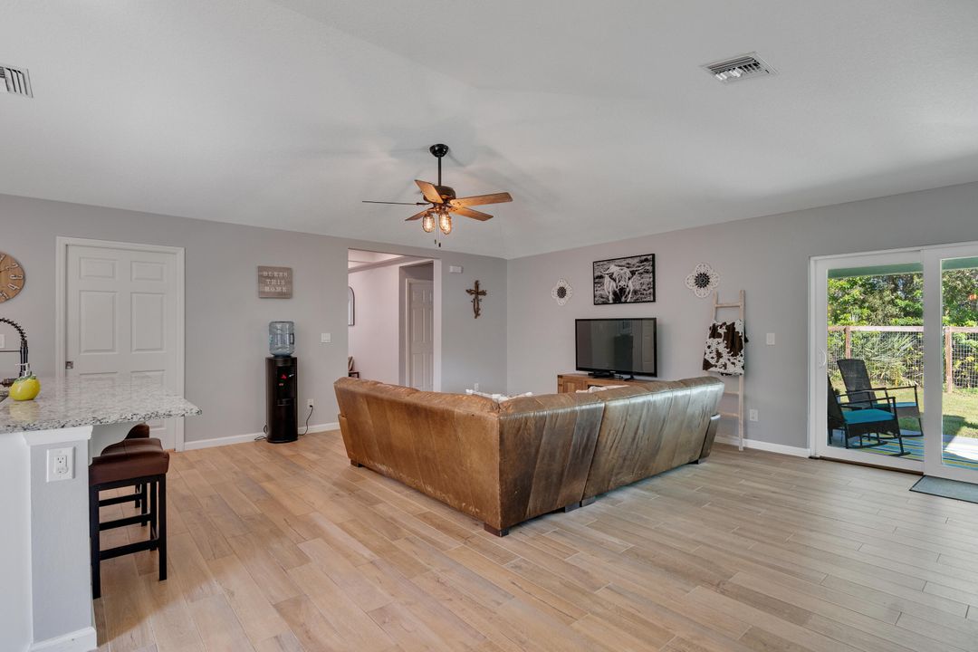 Active With Contract: $544,900 (3 beds, 2 baths, 1695 Square Feet)