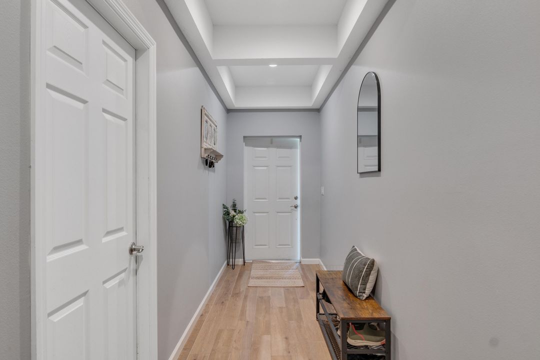 Active With Contract: $544,900 (3 beds, 2 baths, 1695 Square Feet)