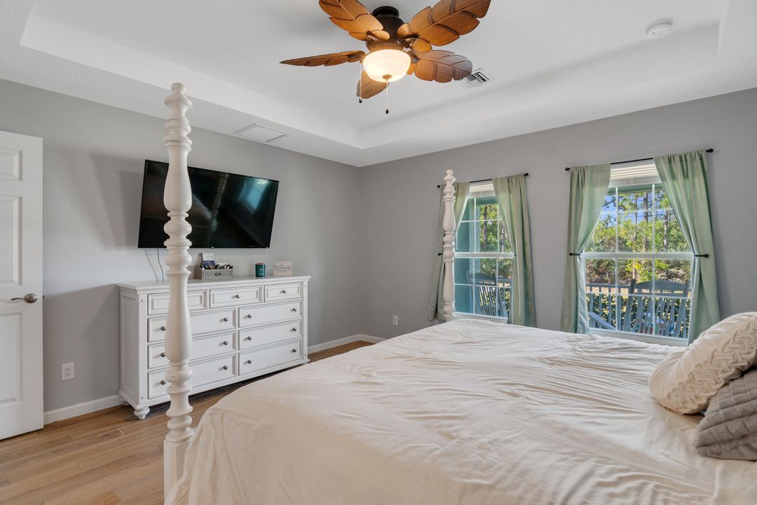 Active With Contract: $544,900 (3 beds, 2 baths, 1695 Square Feet)