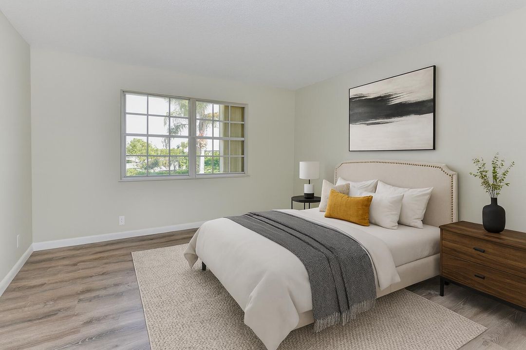 For Rent: $1,900 (2 beds, 2 baths, 964 Square Feet)