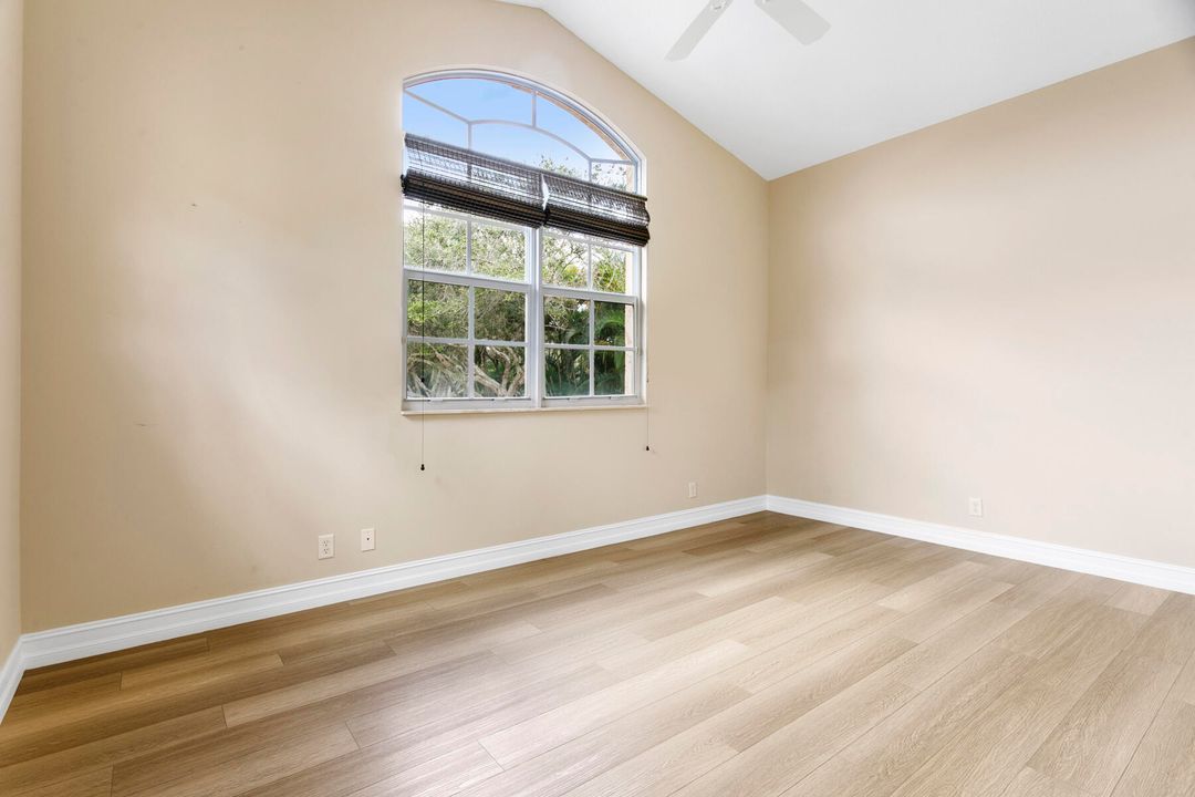 En Venta: $609,000 (3 camas, 3 baños, 2750 Pies cuadrados)