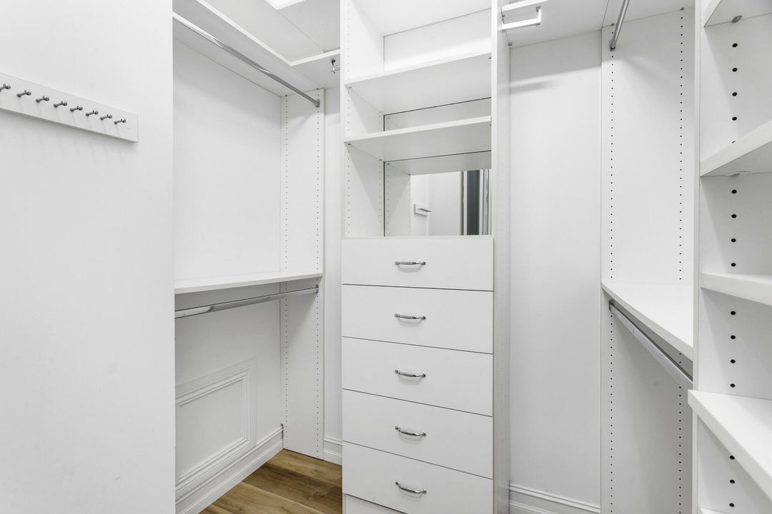 En Venta: $609,000 (3 camas, 3 baños, 2750 Pies cuadrados)