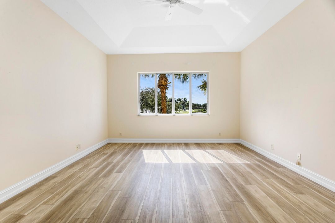 En Venta: $609,000 (3 camas, 3 baños, 2750 Pies cuadrados)