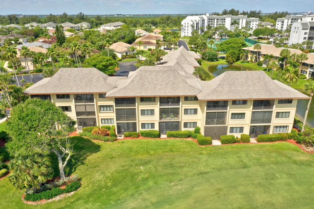 待售: $239,000 (1 贝兹, 1 浴室, 689 平方英尺)