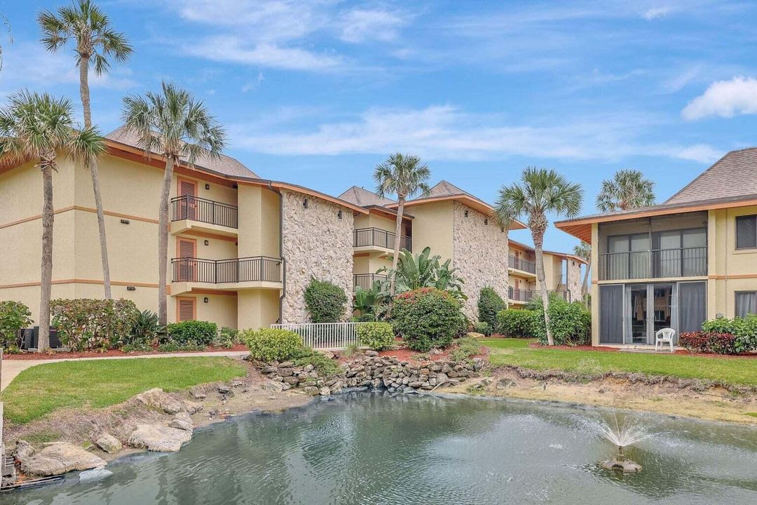 待售: $239,000 (1 贝兹, 1 浴室, 689 平方英尺)