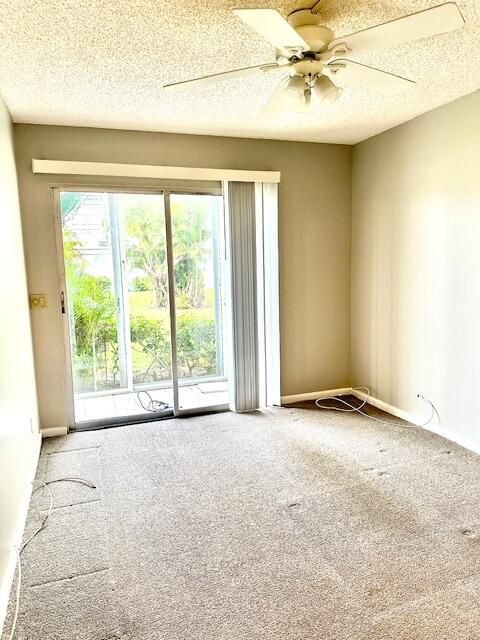 For Rent: $1,700 (2 beds, 1 baths, 835 Square Feet)