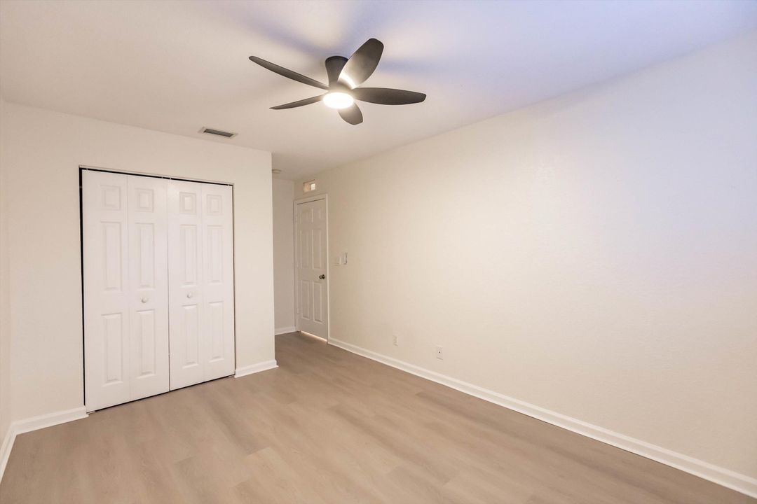 Active With Contract: $2,550 (3 beds, 2 baths, 1612 Square Feet)