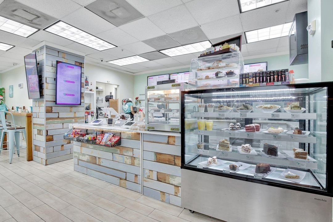 出租: $3,800 (2 贝兹, 2 浴室, 1176 平方英尺)