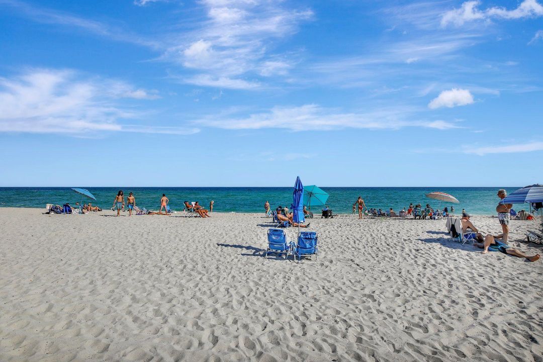 出租: $3,800 (2 贝兹, 2 浴室, 1176 平方英尺)