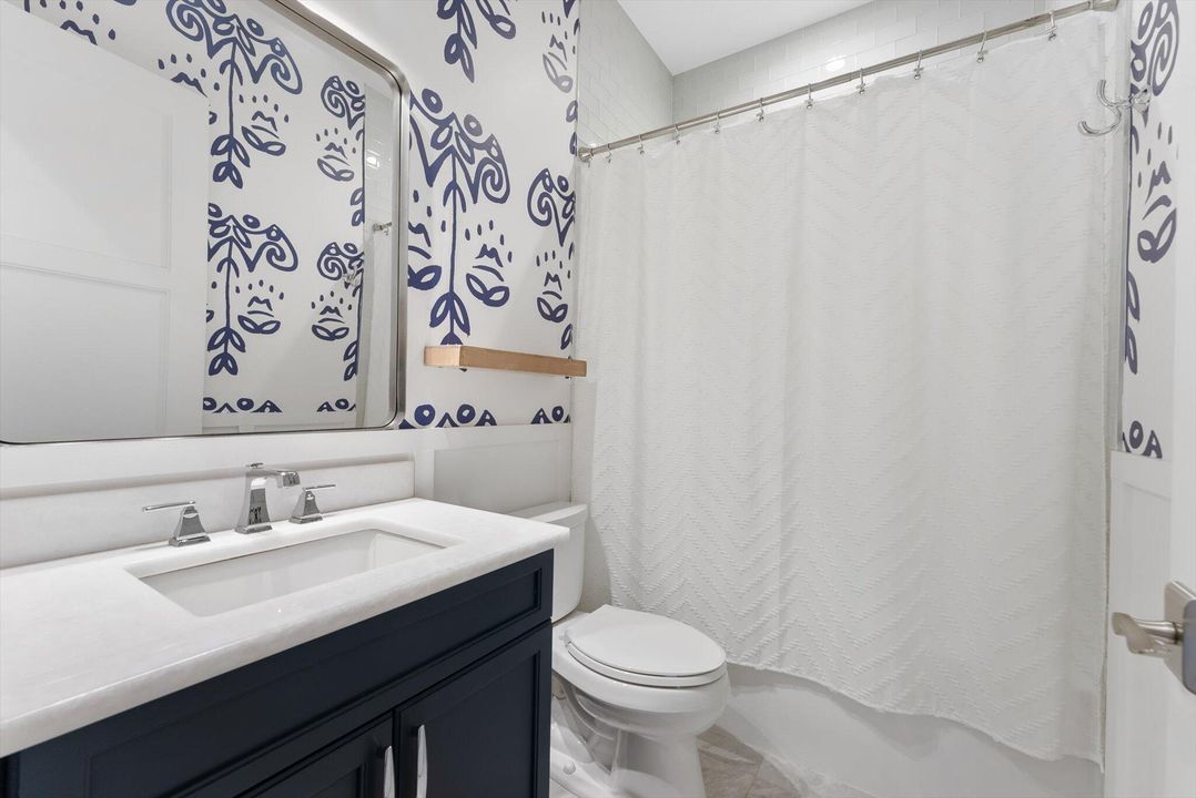 For Sale: $2,175,000 (5 beds, 3 baths, 2808 Square Feet)