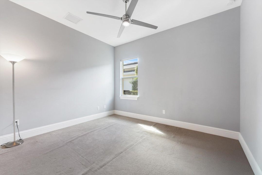 For Sale: $2,175,000 (5 beds, 3 baths, 2808 Square Feet)