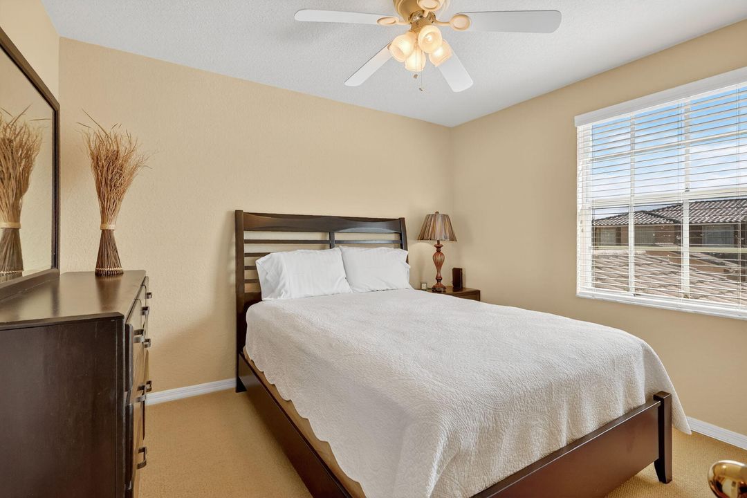 待售: $319,000 (3 贝兹, 2 浴室, 1248 平方英尺)