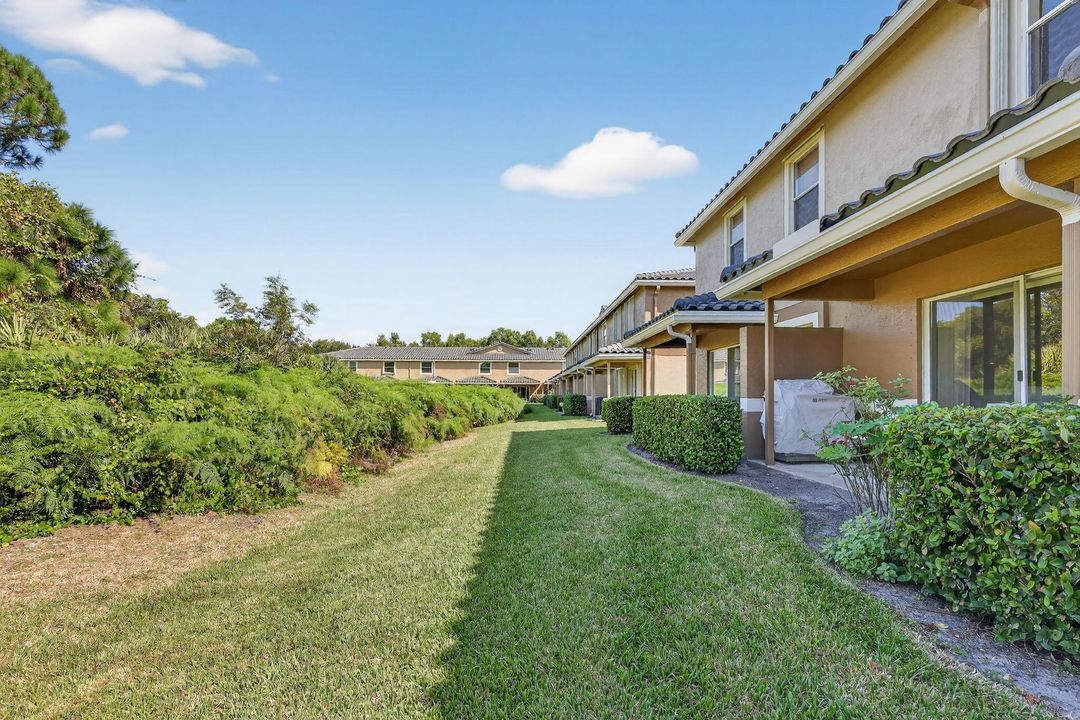 待售: $319,000 (3 贝兹, 2 浴室, 1248 平方英尺)