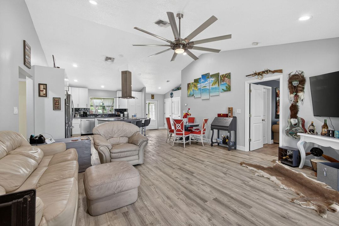 For Sale: $1,499,000 (3 beds, 3 baths, 1776 Square Feet)