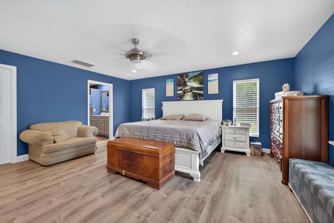 For Sale: $1,499,000 (3 beds, 3 baths, 1776 Square Feet)