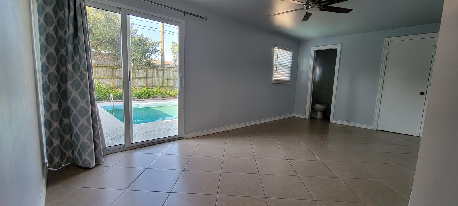 出租: $2,300 (2 贝兹, 1 浴室, 1073 平方英尺)