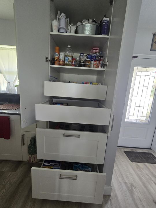 For Sale: $1,499,000 (3 beds, 3 baths, 1776 Square Feet)