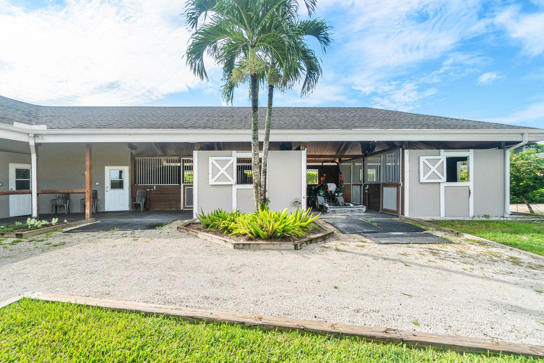 В аренду: $1,750 (1 спален, 1 ванн, 2958 Квадратных фут)