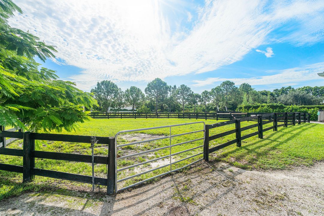 В аренду: $1,750 (1 спален, 1 ванн, 2958 Квадратных фут)