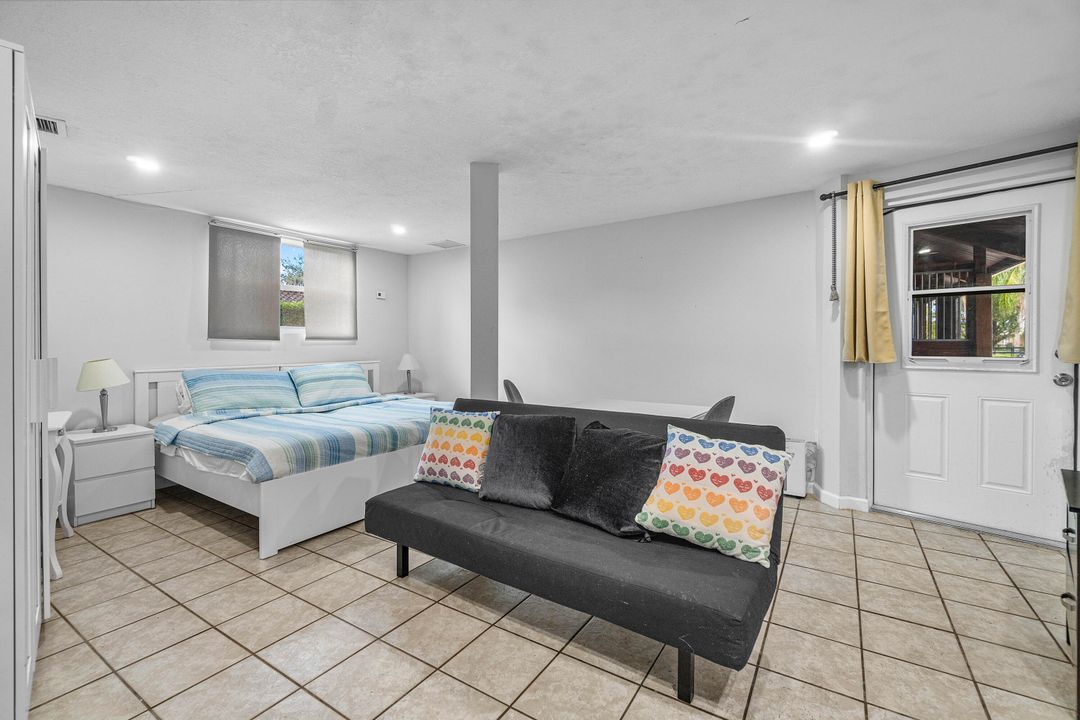 В аренду: $1,750 (1 спален, 1 ванн, 2958 Квадратных фут)