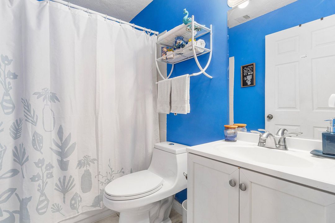 Active With Contract: $425,000 (3 beds, 2 baths, 1417 Square Feet)