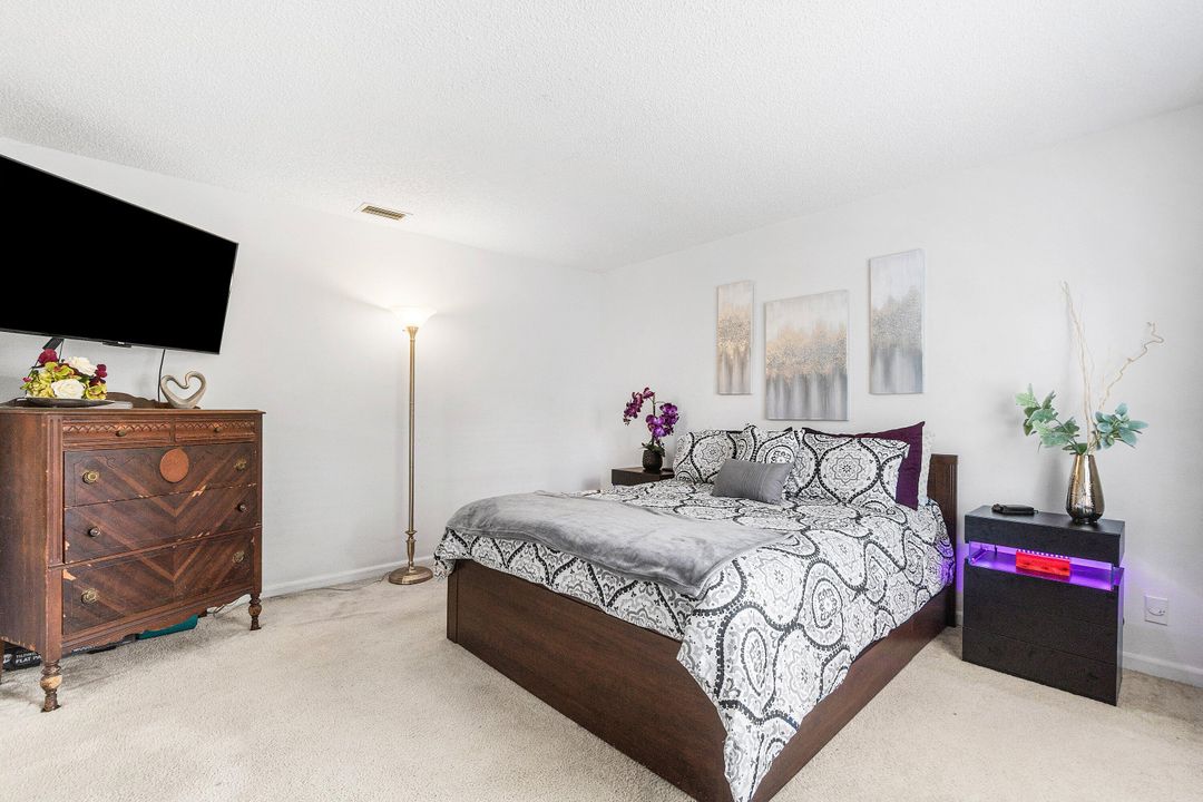 Active With Contract: $425,000 (3 beds, 2 baths, 1417 Square Feet)