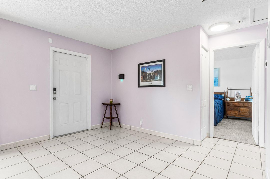 Active With Contract: $425,000 (3 beds, 2 baths, 1417 Square Feet)