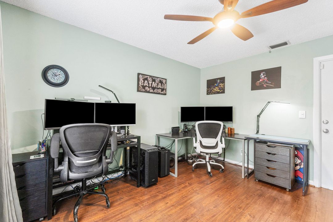 Active With Contract: $425,000 (3 beds, 2 baths, 1417 Square Feet)