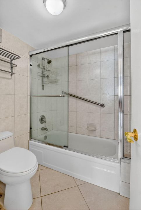 For Rent: $5,295 (3 beds, 2 baths, 1738 Square Feet)