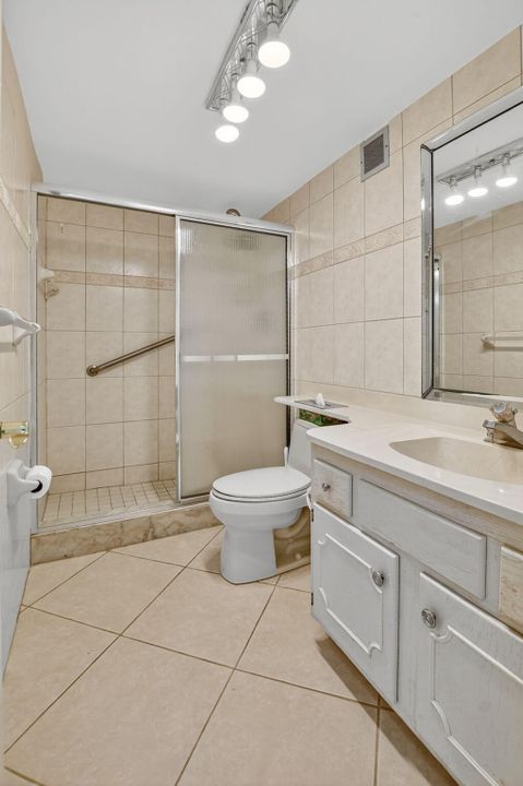 For Rent: $5,295 (3 beds, 2 baths, 1738 Square Feet)