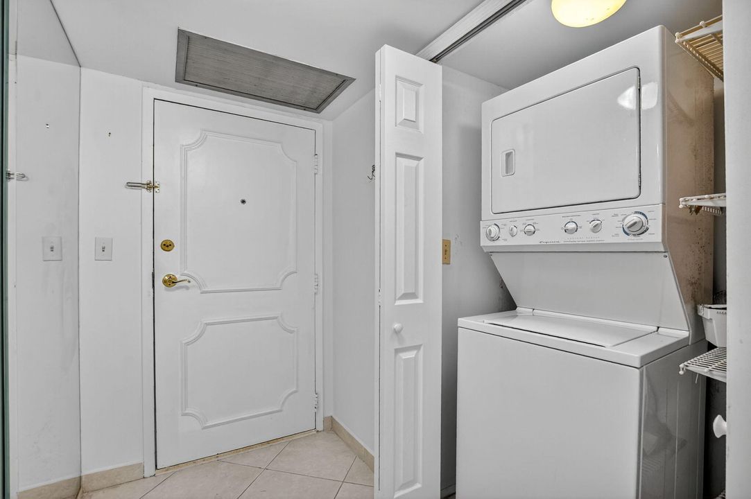 For Rent: $5,295 (3 beds, 2 baths, 1738 Square Feet)