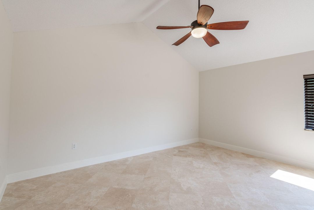 Под контрактом: $5,000 (3 спален, 2 ванн, 1889 Квадратных фут)