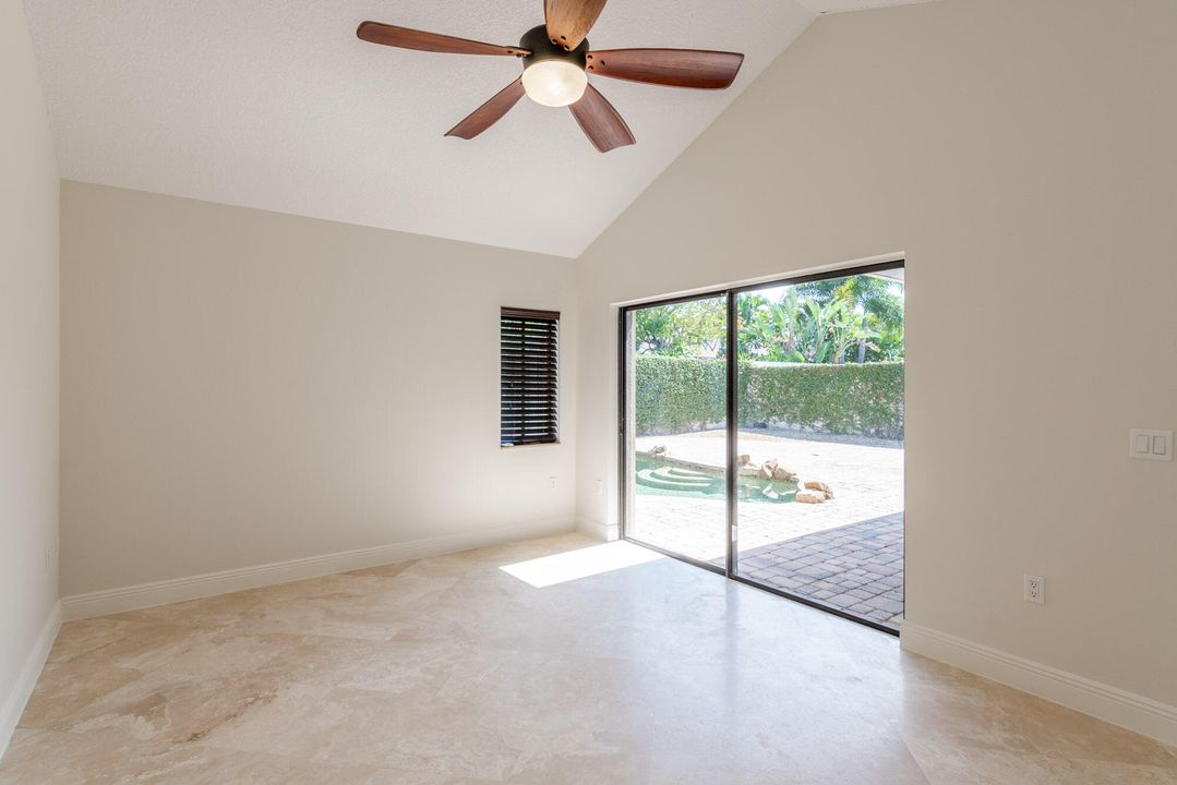 Под контрактом: $5,000 (3 спален, 2 ванн, 1889 Квадратных фут)