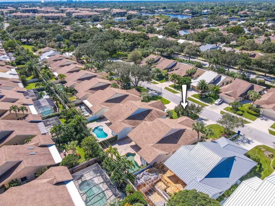 Под контрактом: $5,000 (3 спален, 2 ванн, 1889 Квадратных фут)