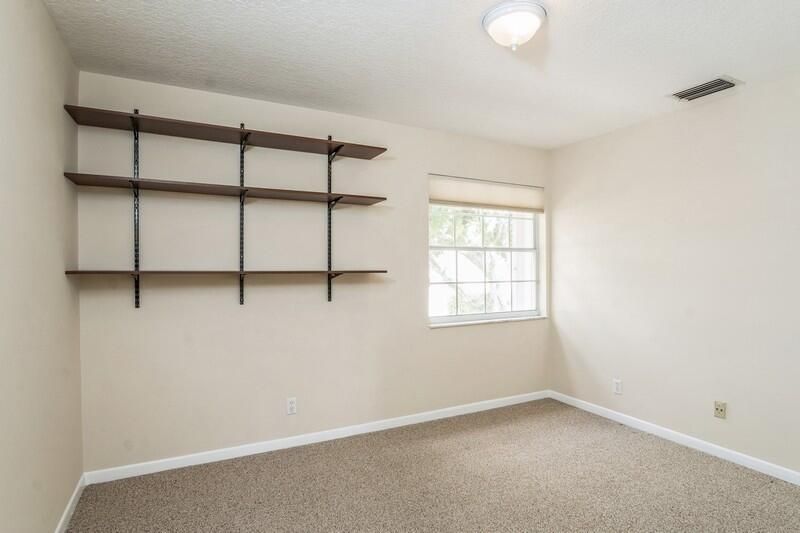 For Sale: $815,000 (3 beds, 2 baths, 1977 Square Feet)