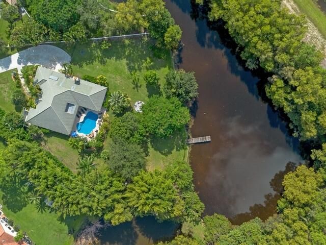 Activo con contrato: $1,395,000 (5 camas, 3 baños, 3092 Pies cuadrados)