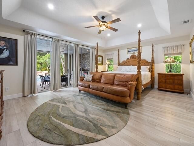 Activo con contrato: $1,395,000 (5 camas, 3 baños, 3092 Pies cuadrados)