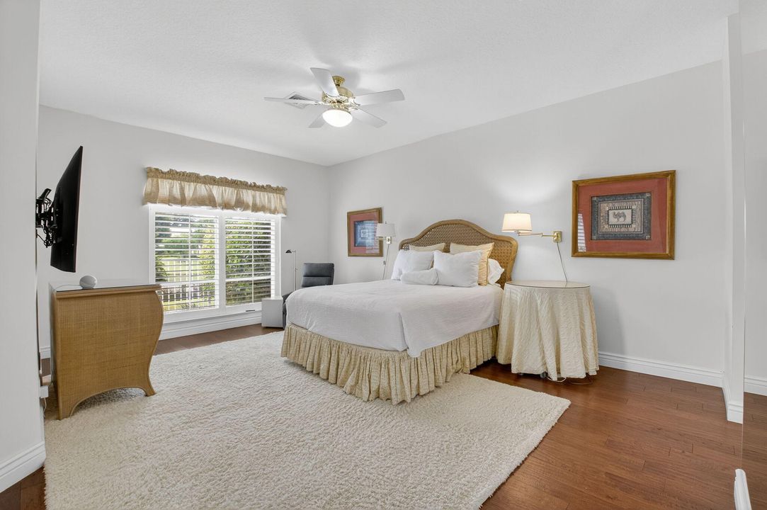 Active With Contract: $829,000 (3 beds, 2 baths, 2077 Square Feet)