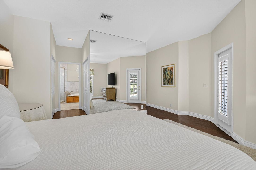 Active With Contract: $829,000 (3 beds, 2 baths, 2077 Square Feet)