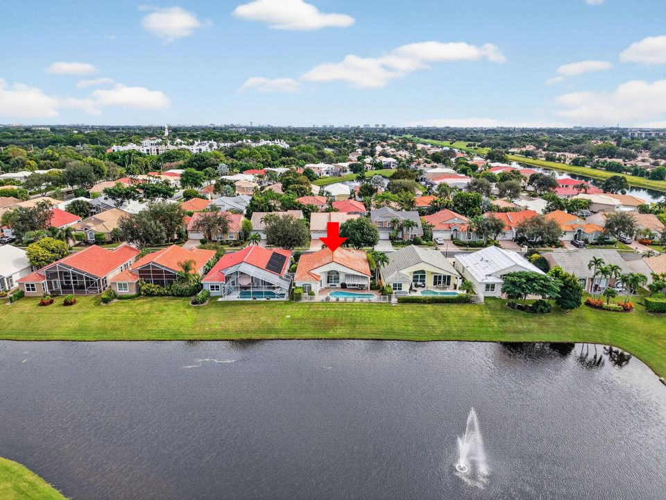 Active With Contract: $829,000 (3 beds, 2 baths, 2077 Square Feet)